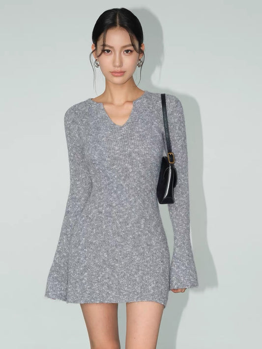 NEVA HU long-sleeved v-neck knitted dress for women 2024 autumn slim-fitting waist hottie sexy A-line hip-hugging short skirt