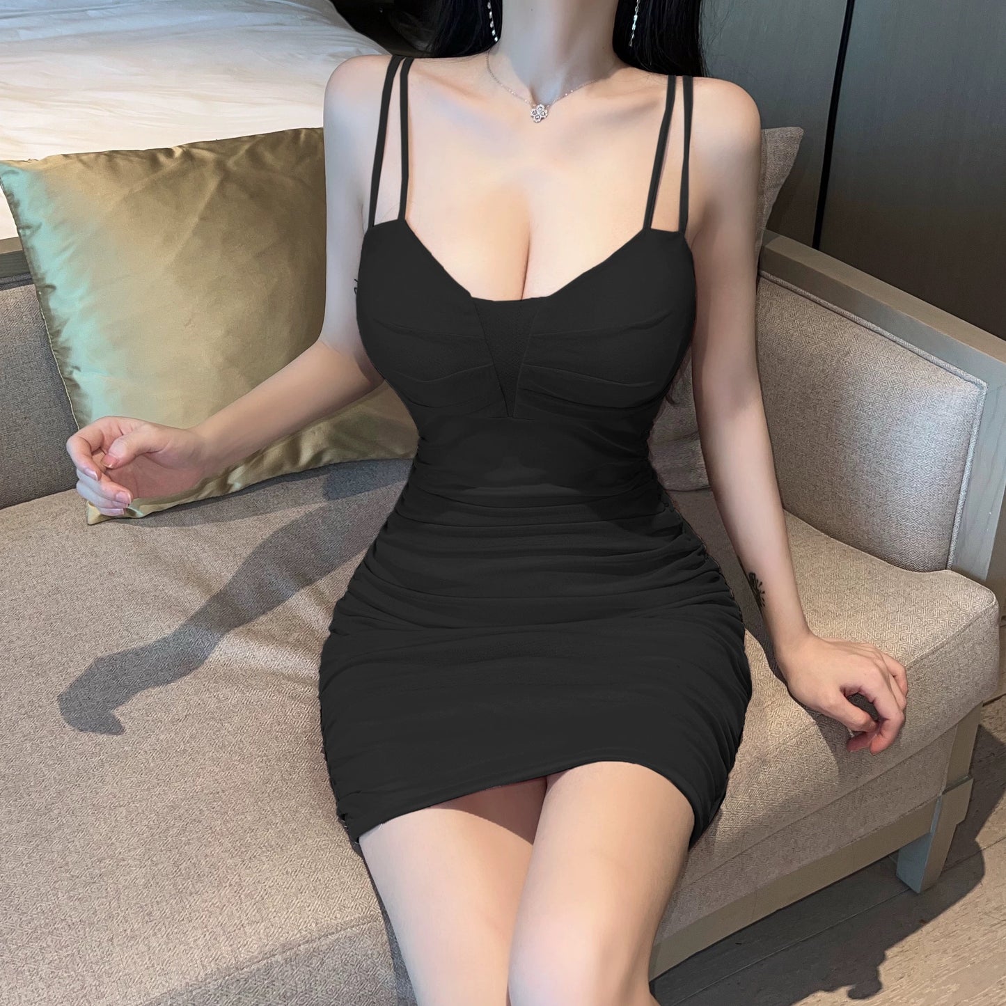 Pure desire sexy low-cut suspender dress female 2025 new night club hot girl disco elastic hip-wrapped ultra-short skirt