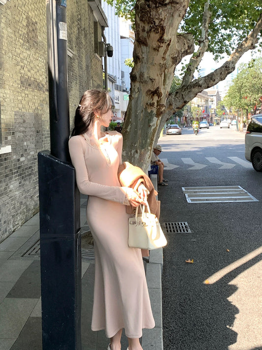 Han Yulin/High-elastic knit lace halter neck faux two-piece fishtail dress, spring slim fit elegant long dress