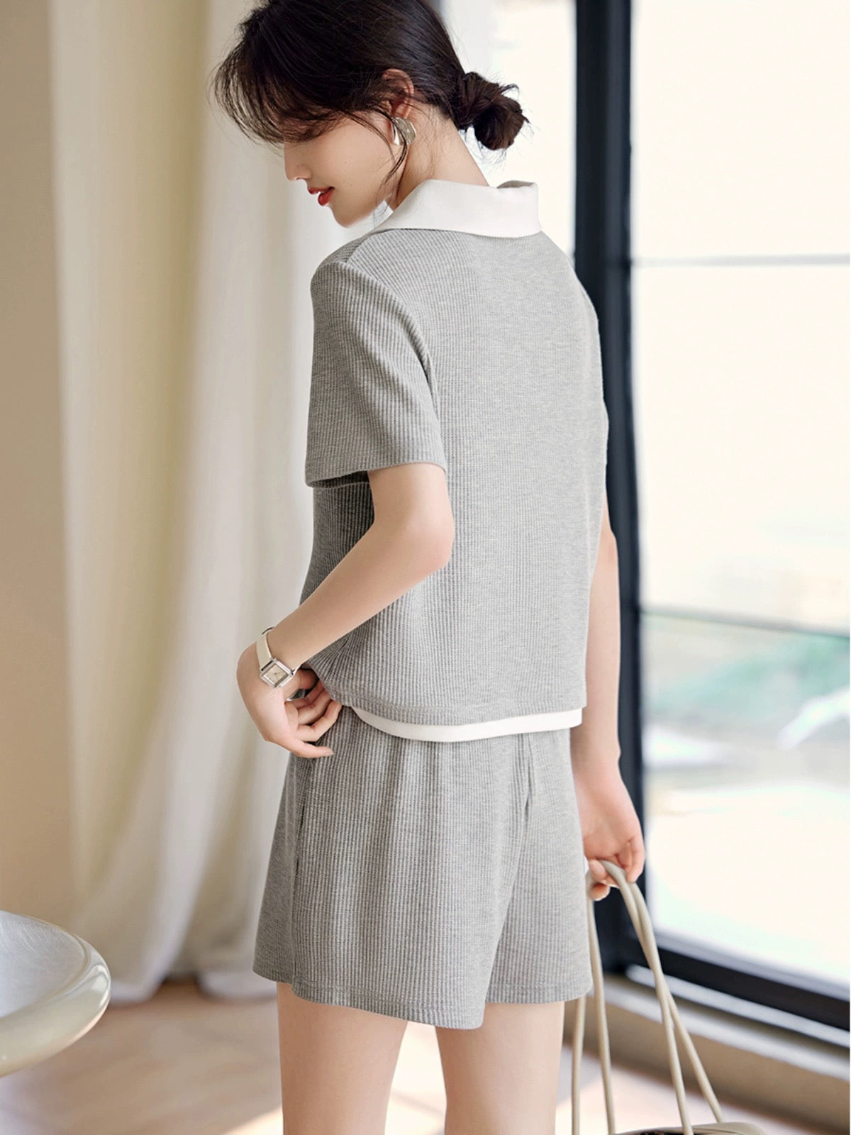 XWI/Xinwei contrasting color stitching design fashion suit women's summer POLO collar short-sleeved top and shorts two-piece set