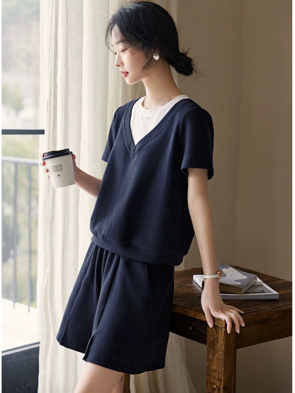 XWI/Xinwei contrasting color splicing design T-shirt suit women's summer casual loose slimming short-sleeved shorts two-piece set