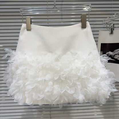 Popular online style, 2025 Autumn New French Elegant Mesh 3D Petal Design Short Skirt A-line Skirt