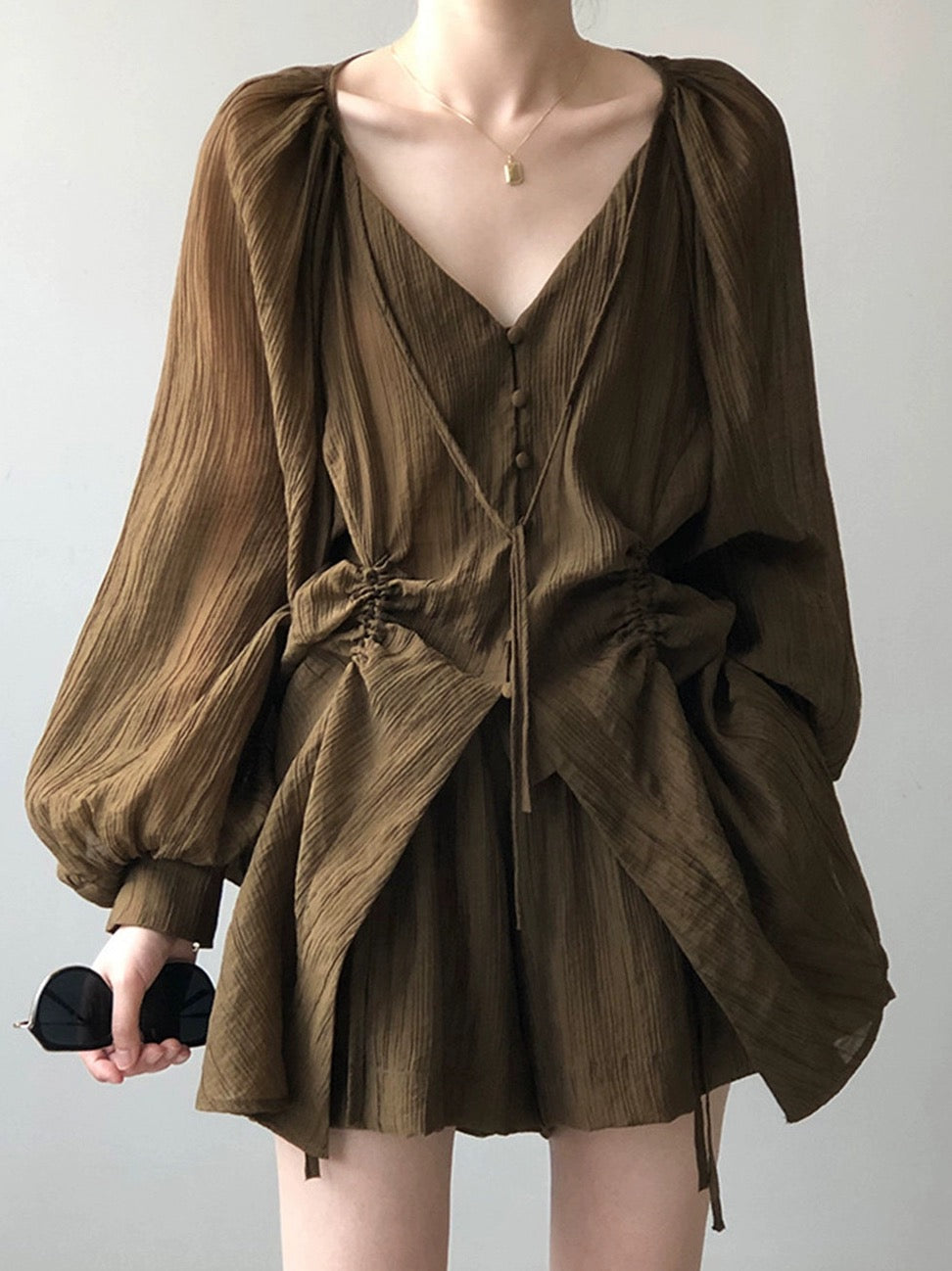 Tencel sun protection suit women's summer puff sleeves lace-up V-neck shirt high-waisted wide-leg shorts casual fashion two-piece set