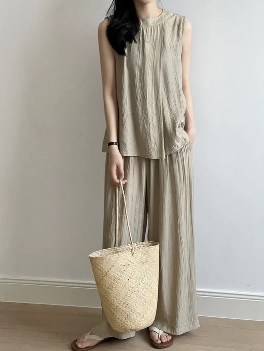 Fashion suit for women in summer with a complete set of high-end loose sleeveless vest pleated shirt wide-leg pants two-piece set