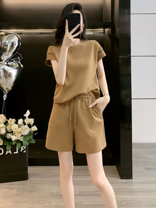 Simple casual sports short-sleeved suit for women summer 2025 loose trendy shorts two-piece suit fashionable and age-reducing