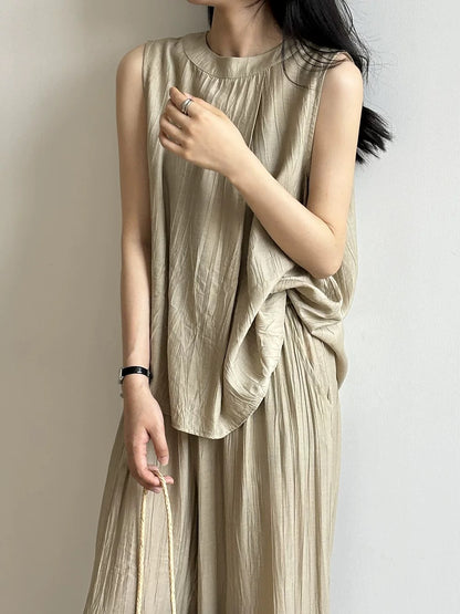 Fashion suit for women in summer with a complete set of high-end loose sleeveless vest pleated shirt wide-leg pants two-piece set
