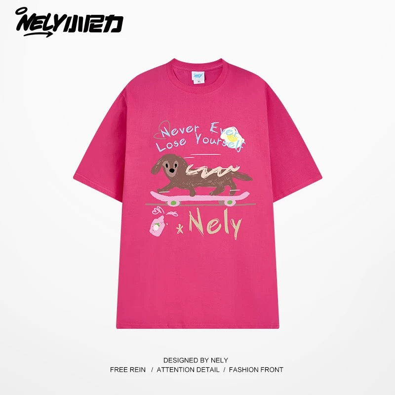 NELY Little Nelly Skateboard Dog Japanese Street Dachshund Puppy Printed Short Sleeve Men and Women Loose Couple T-Shirt