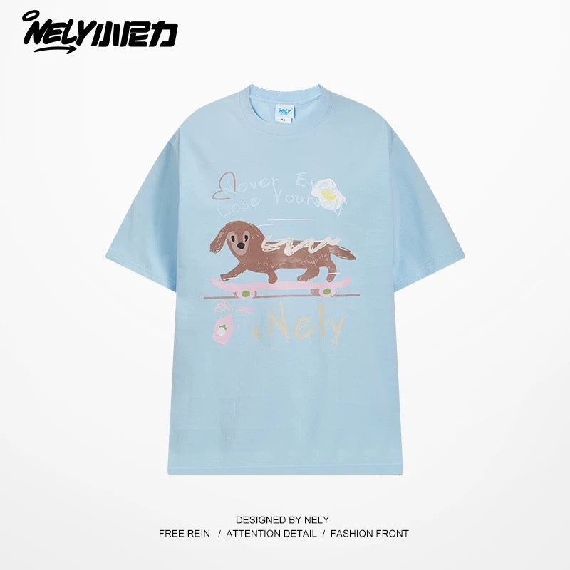NELY Little Nelly Skateboard Dog Japanese Street Dachshund Puppy Printed Short Sleeve Men and Women Loose Couple T-Shirt