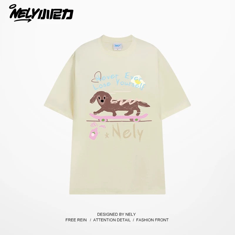 NELY Little Nelly Skateboard Dog Japanese Street Dachshund Puppy Printed Short Sleeve Men and Women Loose Couple T-Shirt