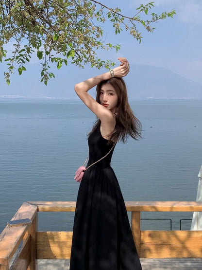 MULVAN Black Padded Knitted Suspender Dress Women's French Style Waist A-Line Long Skirt