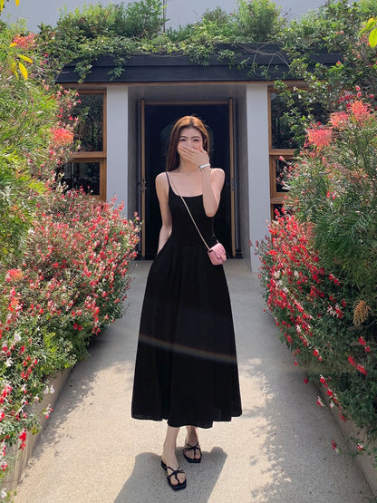 MULVAN Black Padded Knitted Suspender Dress Women's French Style Waist A-Line Long Skirt