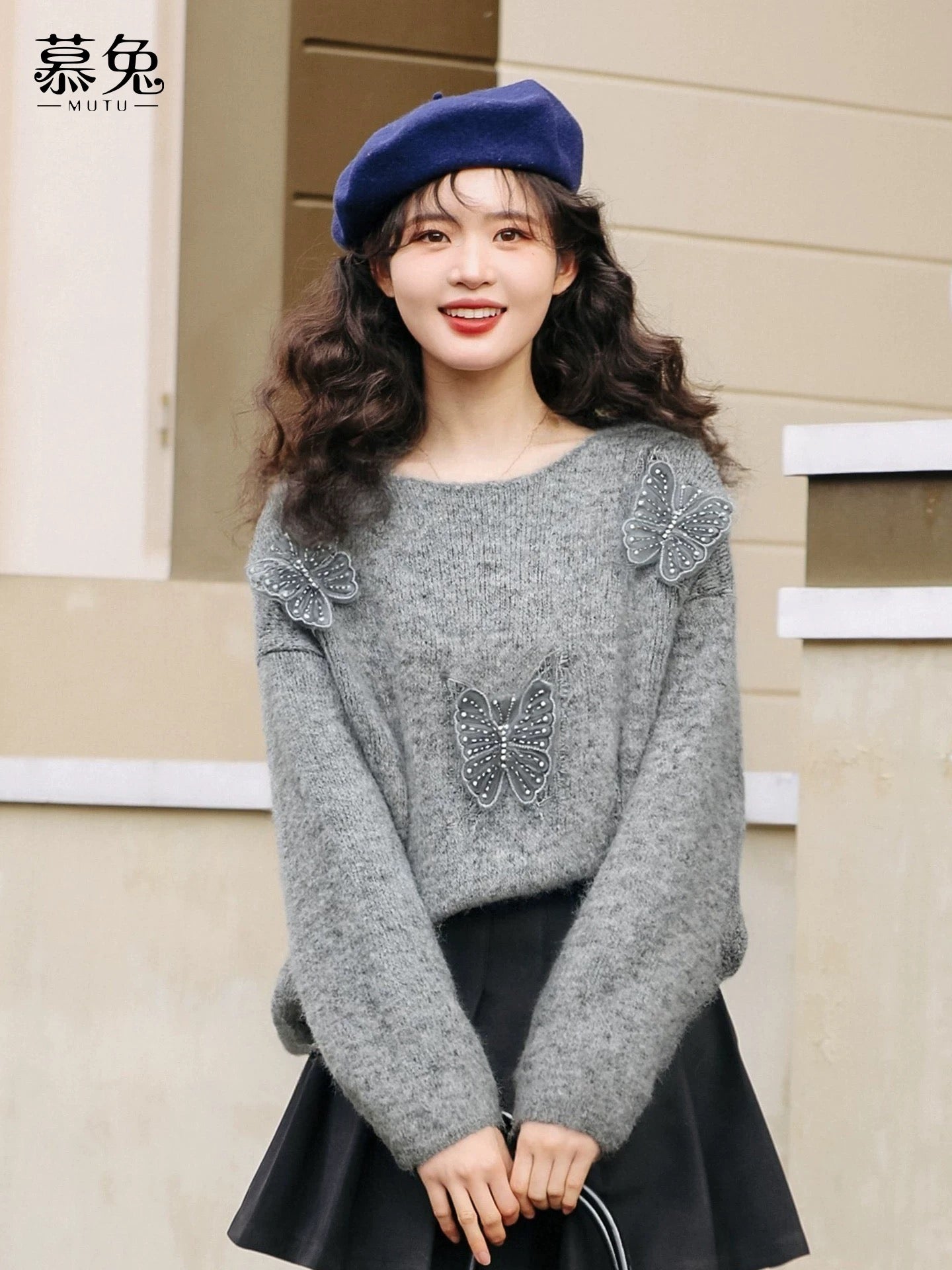 MuTu Gentle Style 3D Butterfly Sweater for Women, 2025 Winter New Style, Petite, Loose and Lazy Knit Top