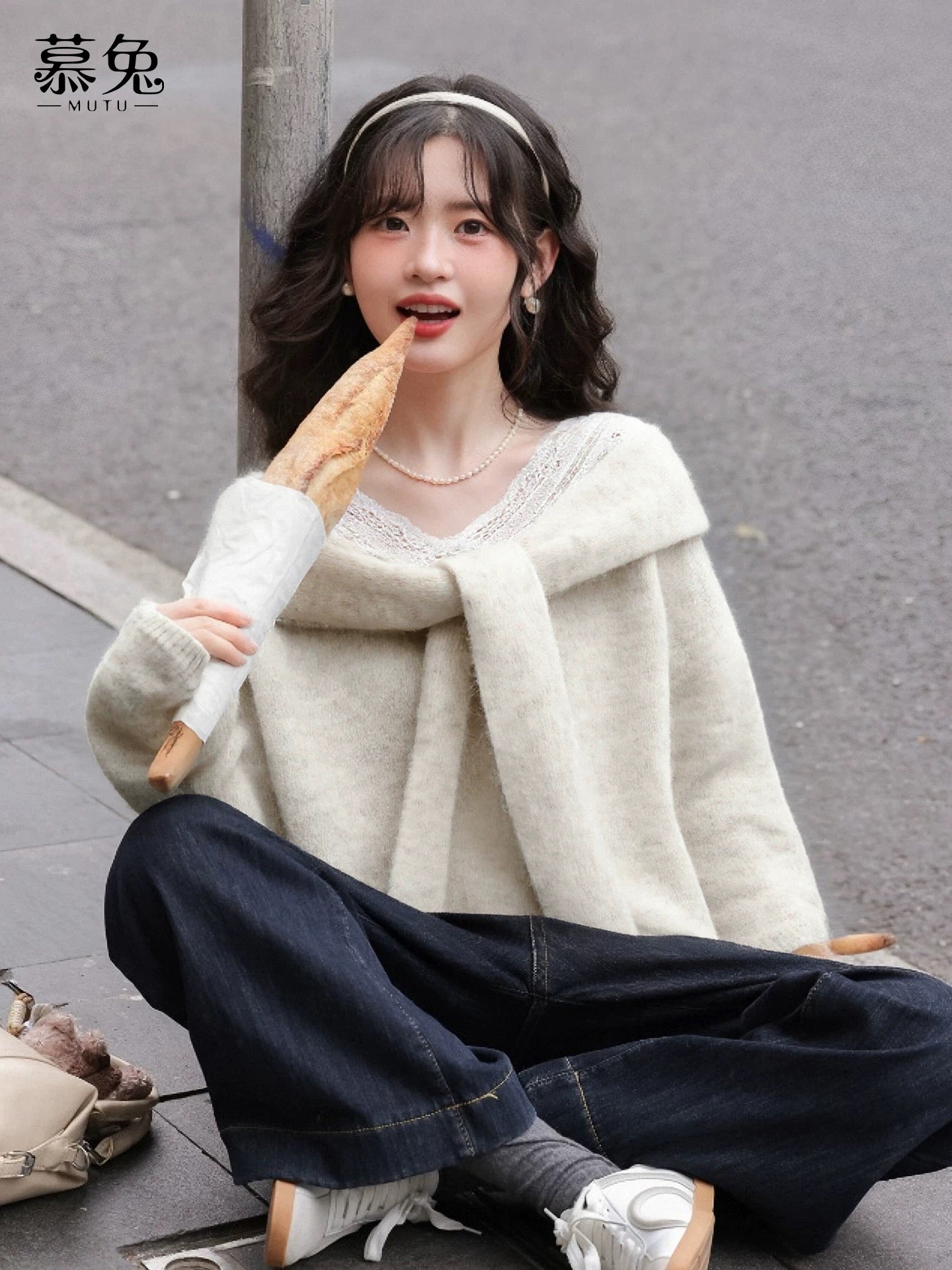 MuTu Lazy Style Lace-up Tie-up Sweater for Women, 2025 Winter New Style, Petite Loose Knit Top