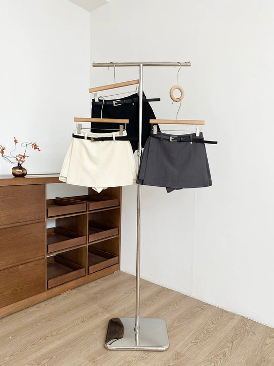 Korean chic and slimming A-line skirt, a new spring 2026 style, high-waisted short skirt for commuting.