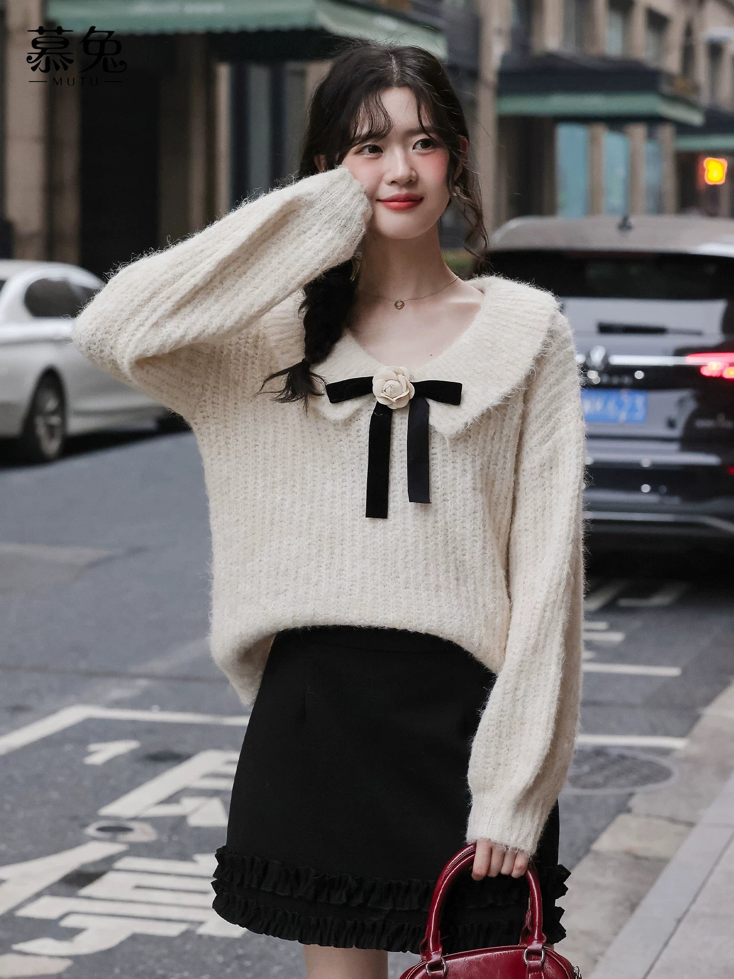 MuTu French-style bow sweater for women, 2025 winter new style, gentle, lazy, loose knitted top