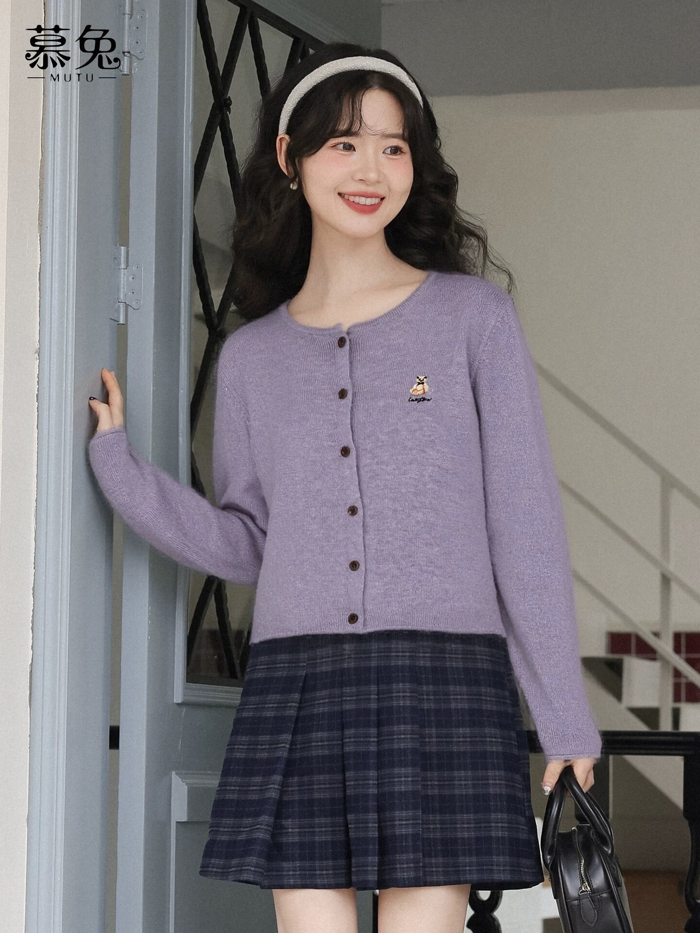 MuTu Gentle Style Purple Sweater Cardigan for Women, 2025 Winter New Style, Long-Sleeved Knitted Cardigan with Bear Embroidery