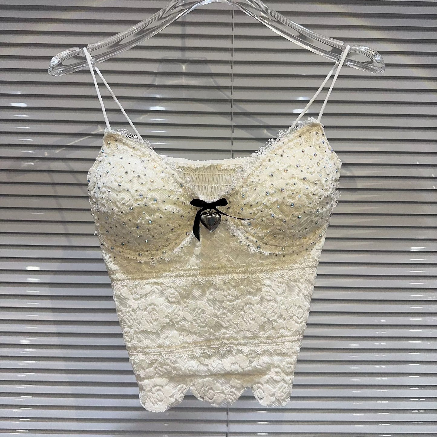 [In Stock] 2026 Spring New Style-Style Heart Bow Rhinestone Crochet Bra Pads Elegant Camisole