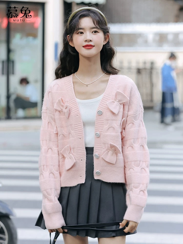 MuTu Loose and Relaxed Style Sweater Short Cardigan Women's 2025 Autumn New French V-neck Chanel Style Cardigan Top