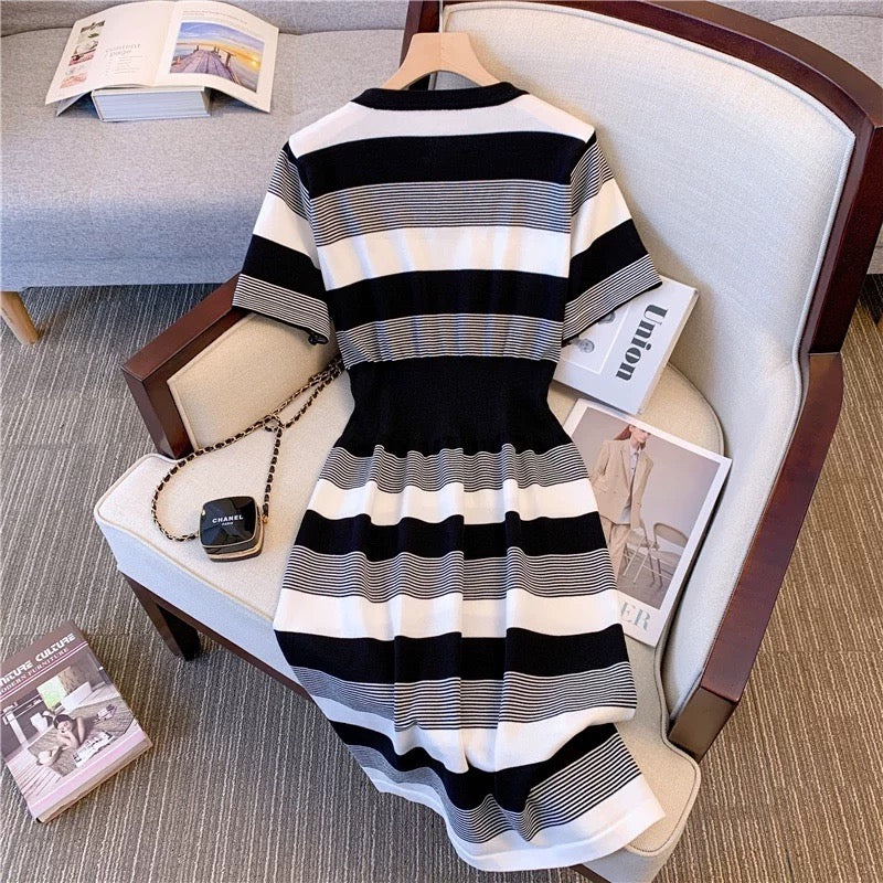 Chic Hong Kong style striped knitted dress women's summer waist-high knee skirt college style casual short-sleeved T-shirt skirt