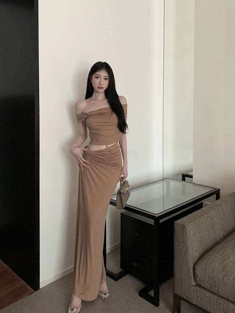 Royal sister high-end suit sweet hot girl one-shoulder top women's summer new hip-covering skirt long skirt two-piece set