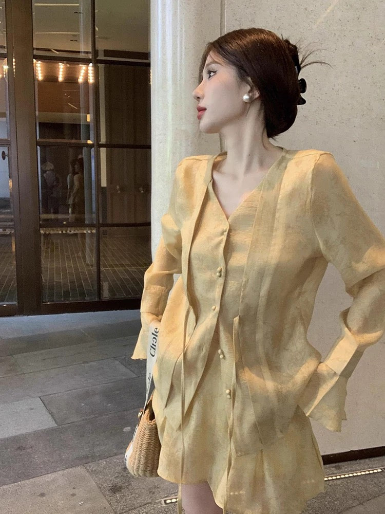 New Chinese-style Tencel long-sleeved sunscreen shirt for women summer new national style loose v-neck fashionable temperament lace-up top