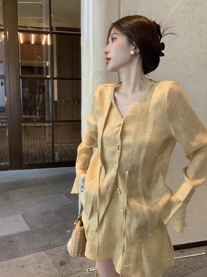 New Chinese-style Tencel long-sleeved sunscreen shirt for women summer new national style loose v-neck fashionable temperament lace-up top