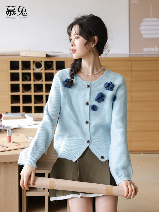 MuTu Sweet 3D Floral Long-Sleeved Knit Cardigan for Women, 2025 Autumn New Style, Petite, Soft and Loose Sweater