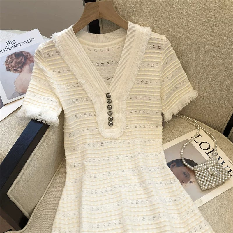 Big brand buyer store! Women's clothing has been withdrawn from clearance counters ~ Xiaoxiangfeng waist-cinching and elegant knitted dress