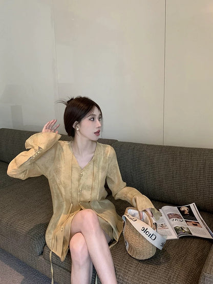 New Chinese-style Tencel long-sleeved sunscreen shirt for women summer new national style loose v-neck fashionable temperament lace-up top
