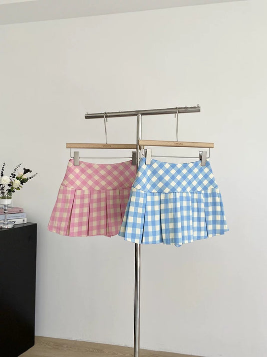 Sweet plaid blue pleated mini skirt for women, new spring 2025, Korean style, anti-exposure, high-waisted skirt.