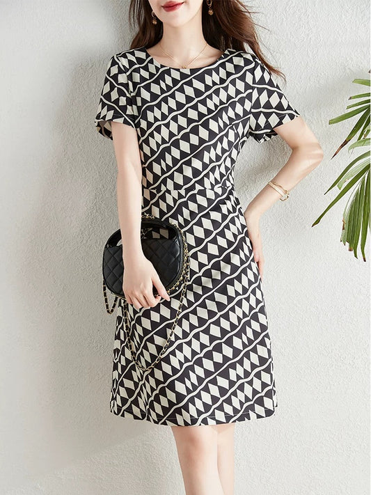 Geometric diamond plaid print dress for women summer 2024 new French style waist slimming and age-reducing skirt