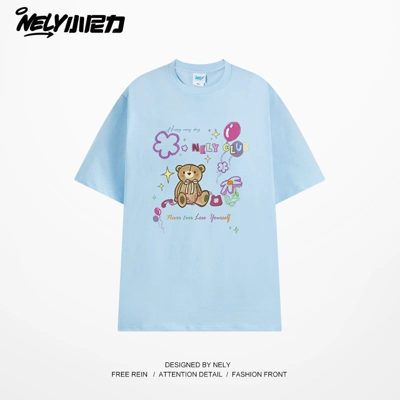 NELY cute cartoon bear print niche short-sleeved T-shirt for men and women in summer loose lazy style tópỷ