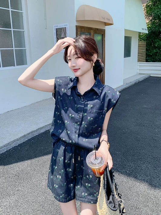 Street fashionable denim suit pants for women summer 2024 new style, this year's popular and stylish vest and shorts two-piece set