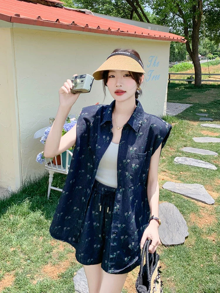 Street fashionable denim suit pants for women summer 2024 new style, this year's popular and stylish vest and shorts two-piece set