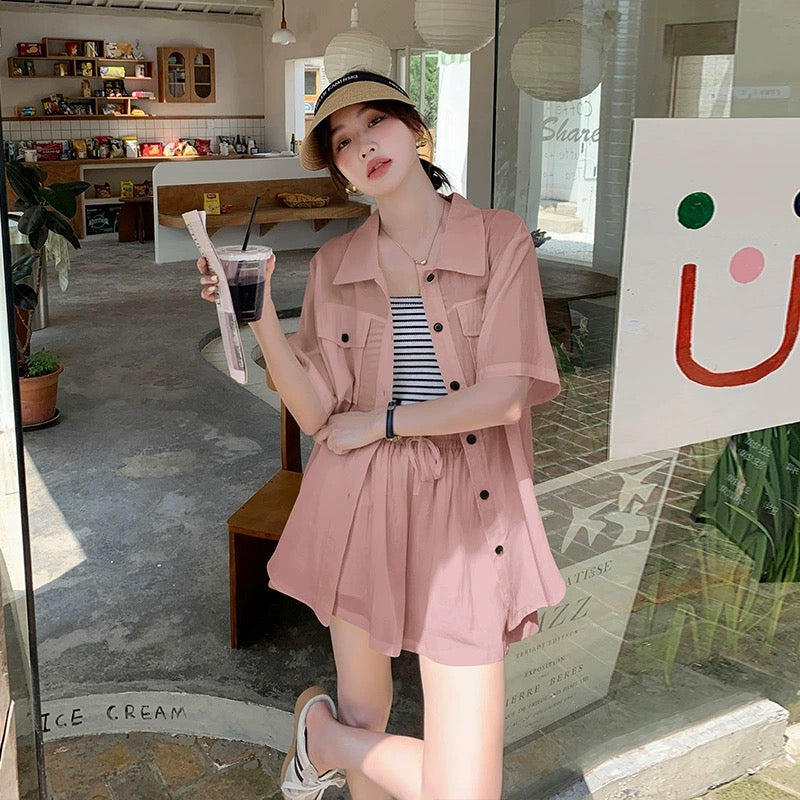 This year's popular fashion casual suits for women in summer 2024 new complete sets with suspenders cardigan shorts three-piece set