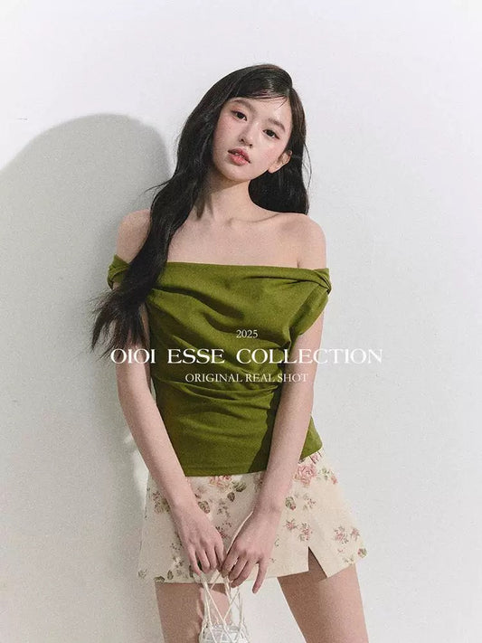 OIOI ESSE/"When the Green Hills Awaken" Off-Shoulder Short-Sleeve Asymmetrical Neck T-Shirt Women's French Style Solid Color Design Top