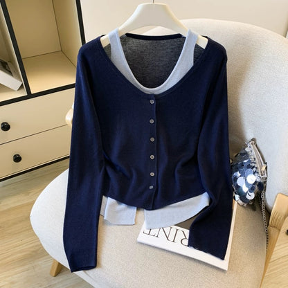 A must-have! This color-blocked halter neck faux two-piece knit top is a new autumn style for women, featuring a youthful and slimming design.