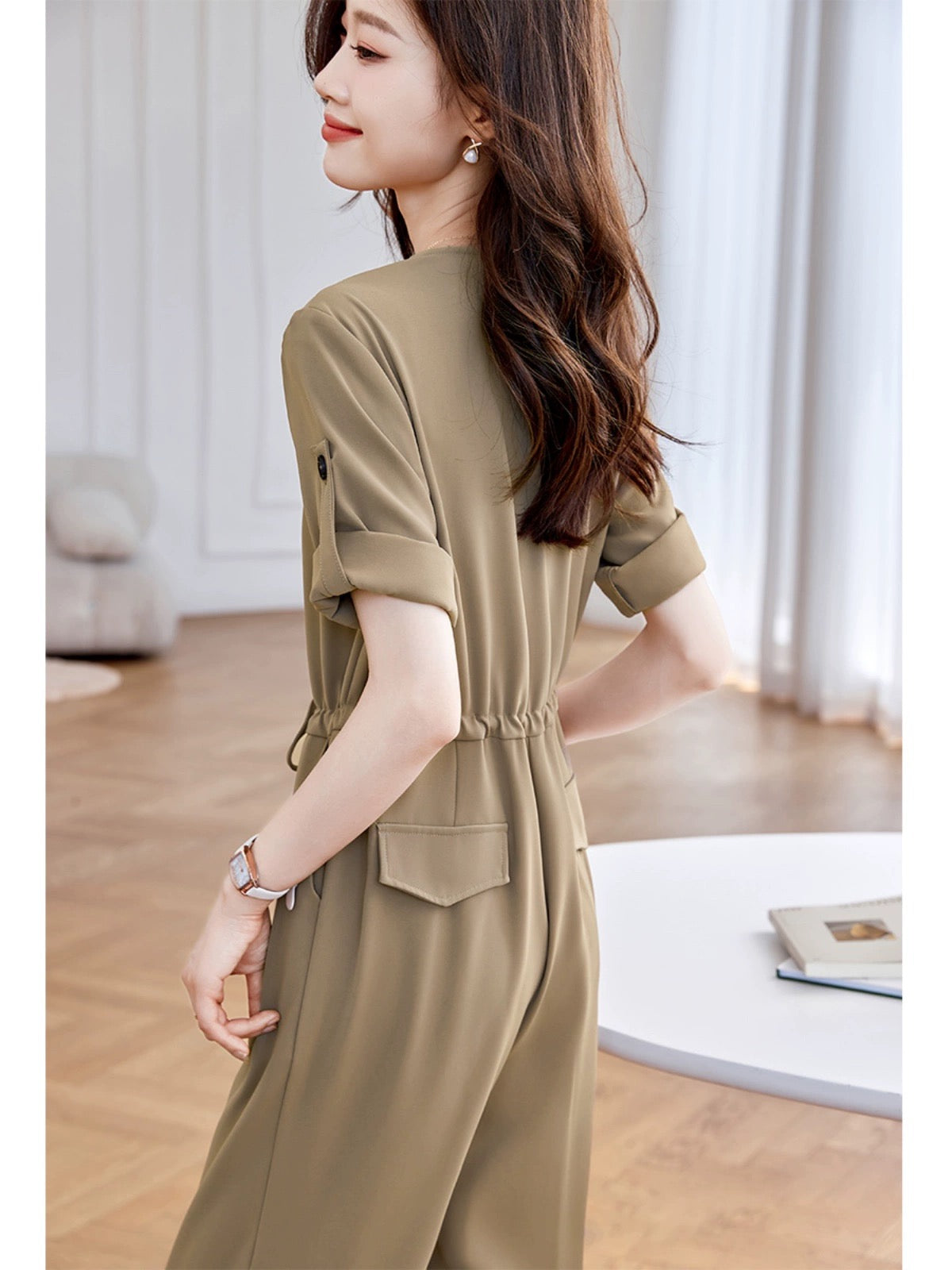 Mohan Yimei Simple Commuting Jumpsuit 23 New Summer Style Versatile Waist Cinch Contrast Color Blocking Jumpsuit Women