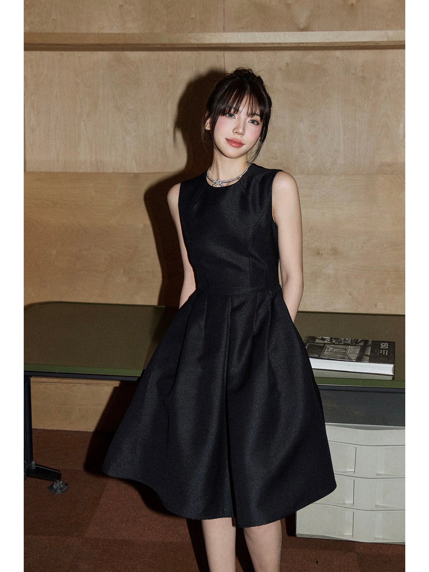 avenement/sleeveless waist Hepburn skirt/slim design mid-length three-dimensional A-line skirt dress for women