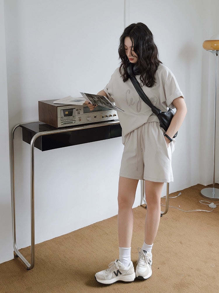 Princess Dopamine summer dress is paired with a complete set of casual sports suits for women to slim down and reduce age, short-sleeved T-shirts and shorts