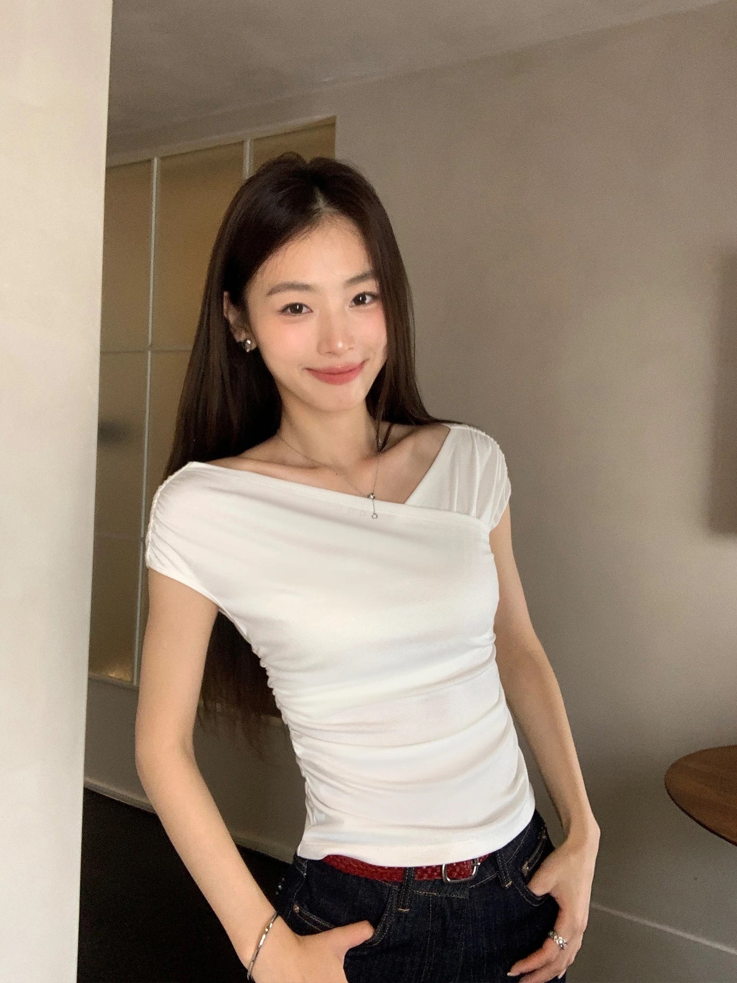 Pusumede Sexy Factor Crossover V-neck Short-sleeved T-shirt for Women - Stylish Design, Slim Fit, Unique Knit Top