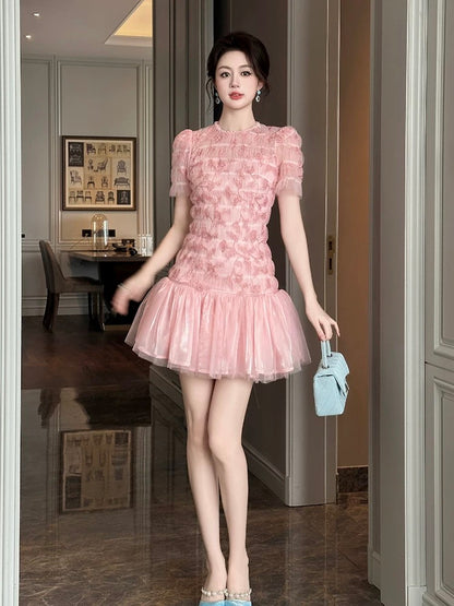Pink dress women's summer 2025 new seaside vacation high-end pleated petite A-line skirt short skirt