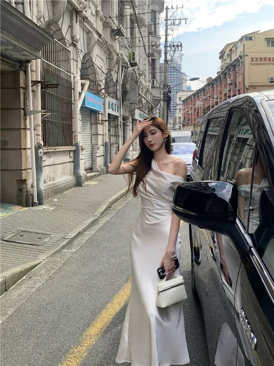Qian Anan's French sloping collar, off-the-shoulder, sexy mid-length dress, waist-cinching fishtail dress for women