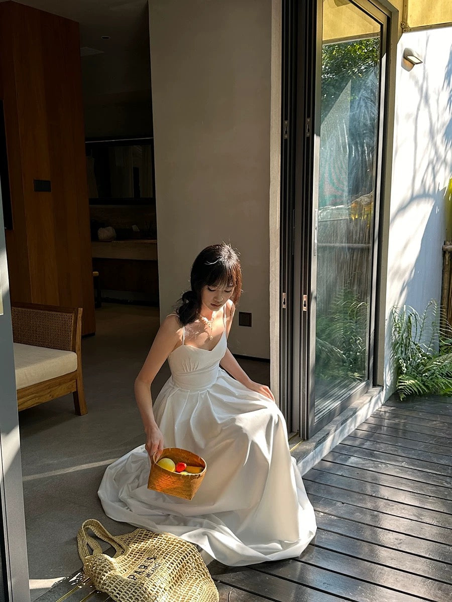 VENUIE white waist suspender A-line dress for women in spring with sim   Lee Nhi Boutique