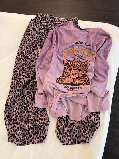 Korean-style "sweet-meets-cool" leopard print long-sleeve pajama set for women; features a relaxed, laid-back vibe with leopard print trousers—suitable for lounging at home or casual outings.