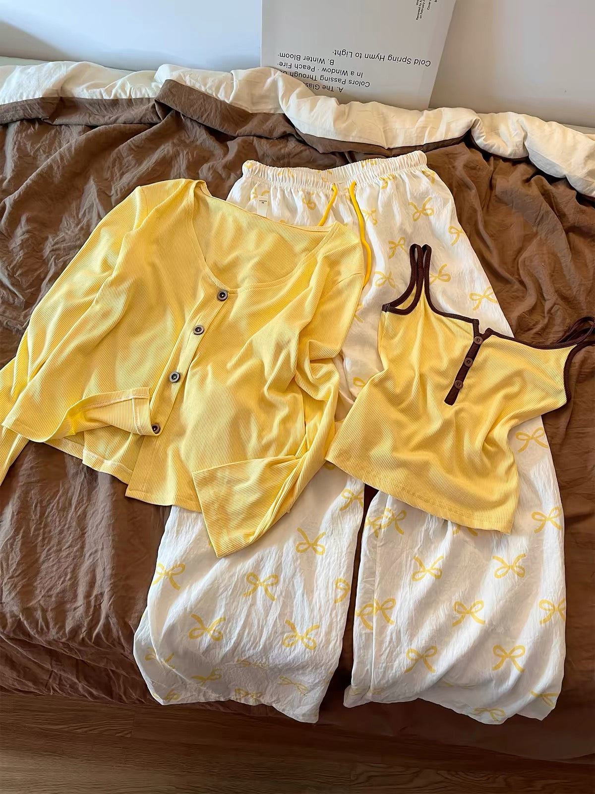 Korean-style yellow camisole pajama set for women (Autumn 2026 new arrival)—includes a cardigan and trousers; suitable for lounging or casual outings.