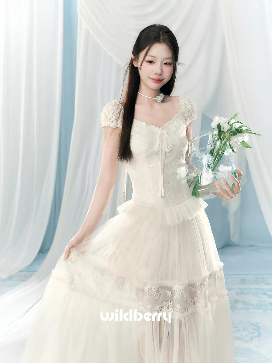 A Wild Berry Faux Two-Piece Dress for Women, 2026 Summer New Style, Lace and Mesh Patchwork French Long Dress