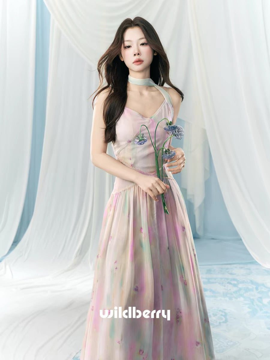 A Little Wild Berry French-Style Waist-Defining Slip Dress for Women, 2026 Summer New Arrival, High-End and Gentle Long Dress