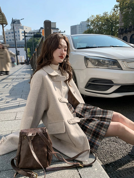 Hello Canon Doll Collar Cloth Button Woolen Coat Women's Autumn and Winter 2024 New Loose Design Coat
