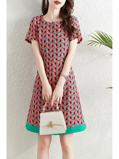 Fashionable age-reducing printed dress for women summer 2024 new French style waist slimming elegant a-line skirt